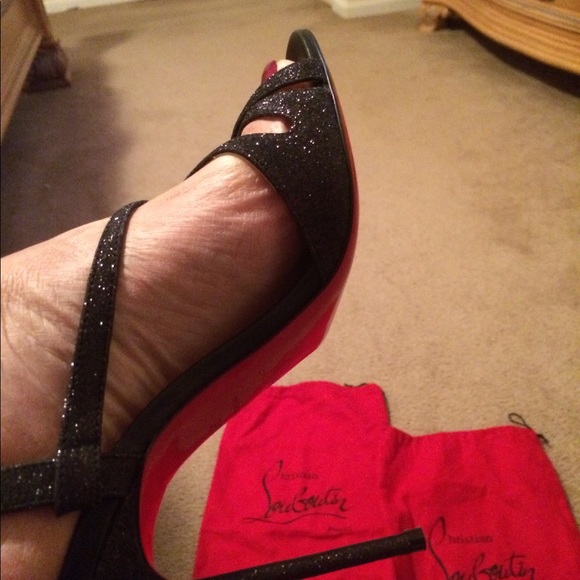 Christian louboutin black sandals - Picture 5 of 9